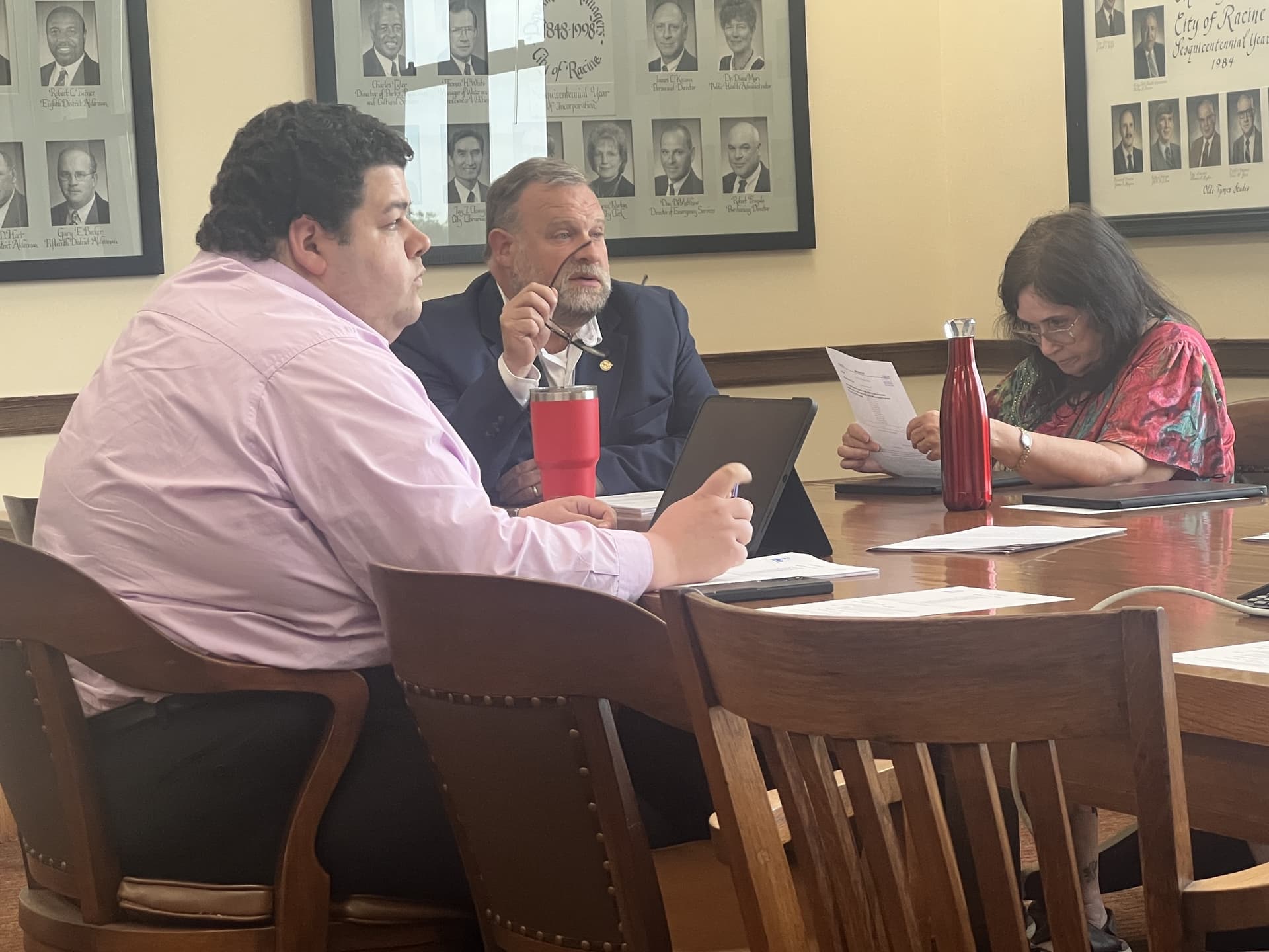Racine Common Council votes to extend 5K Events contract through 2027 after raucous special meeting