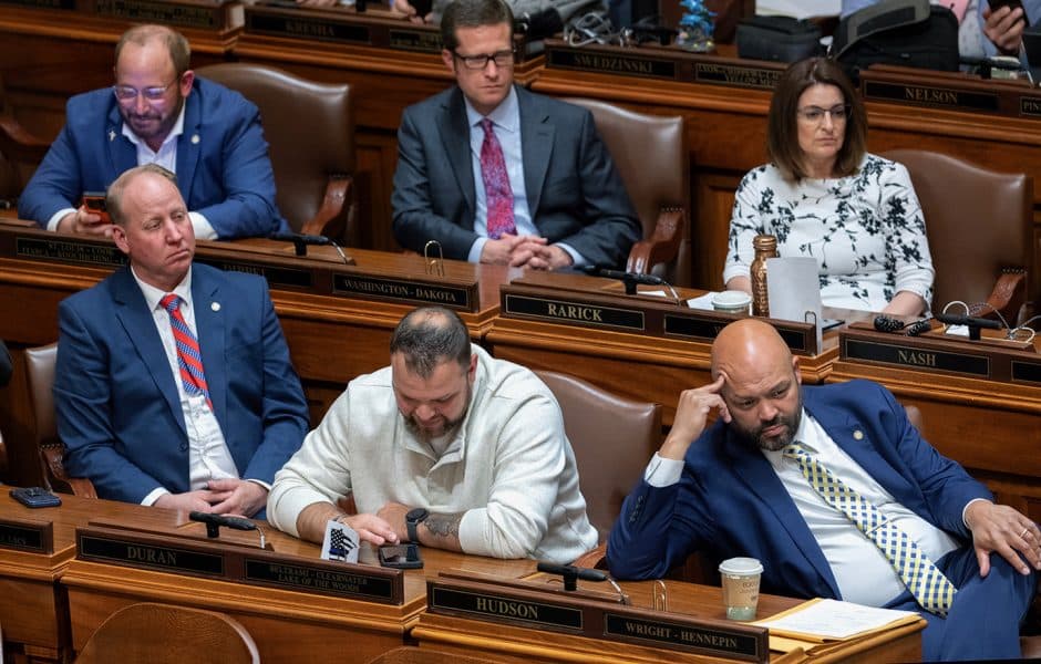 Middle Aisle: The unglamorous life of the Legislature’s road warriors