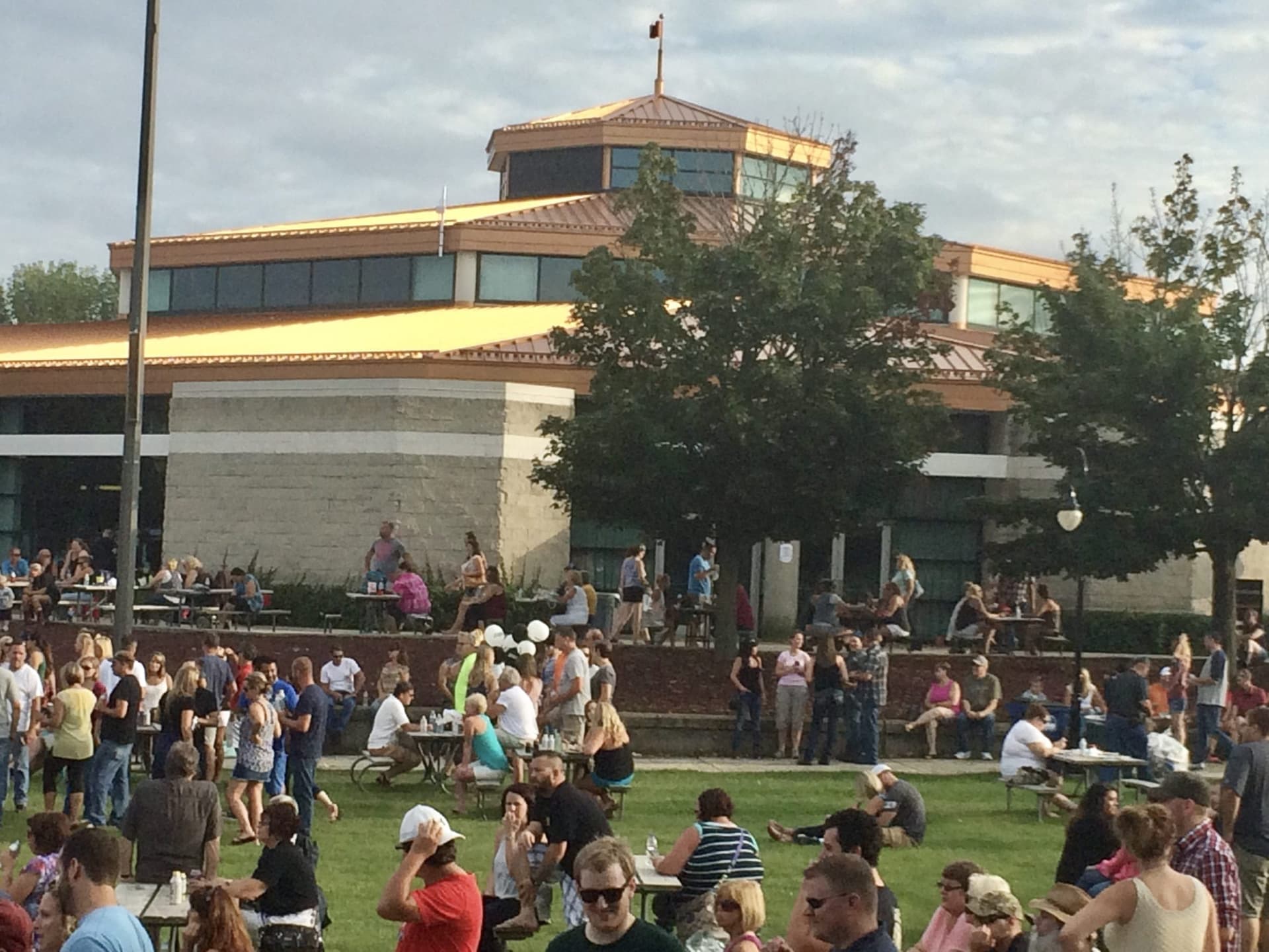 Festival Hall contract in crisis: Flynn rejects proposal, calls for direct council action