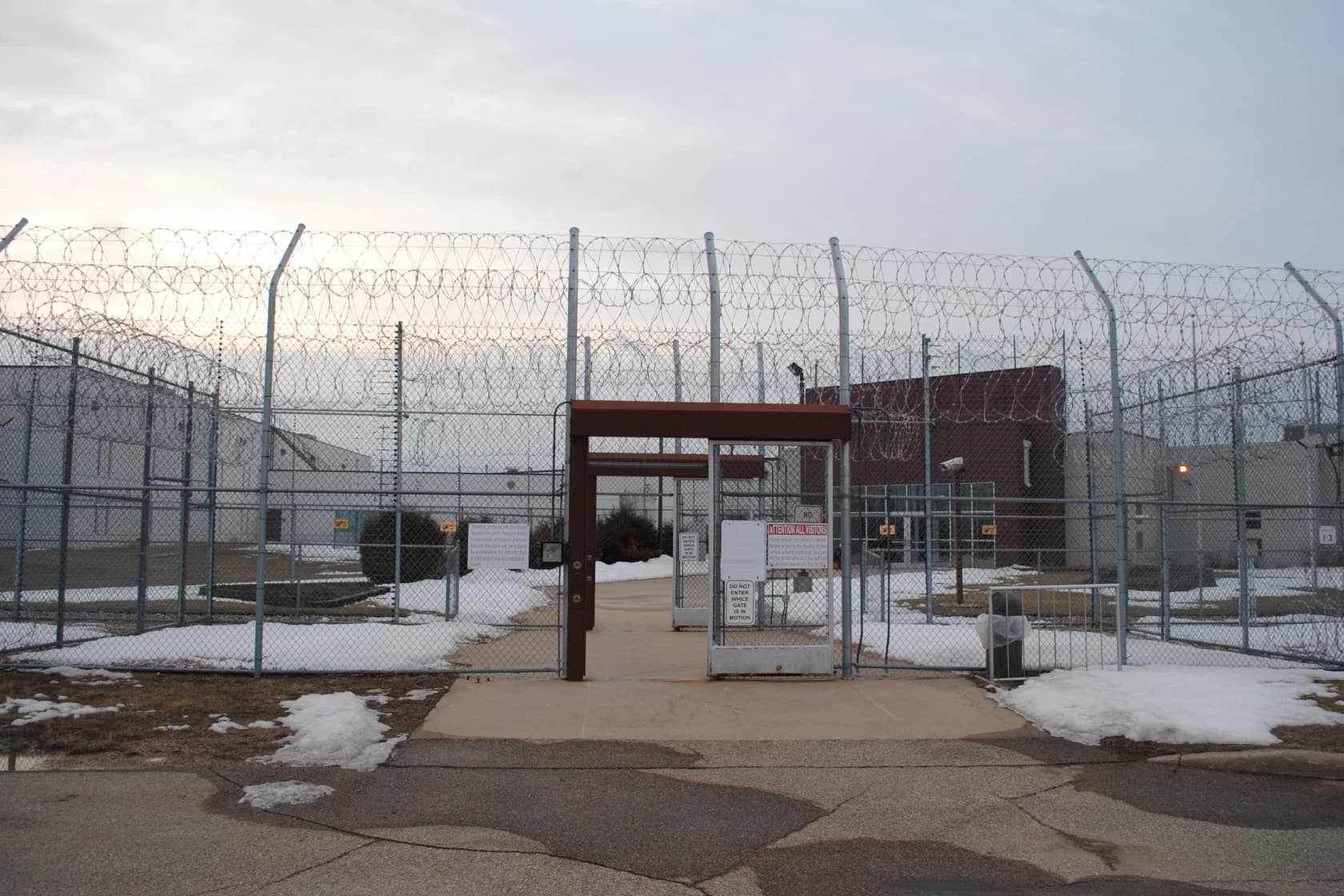 ICE Seeks “Zombie Prison” in Rural Minnesota | The Daily Yonder