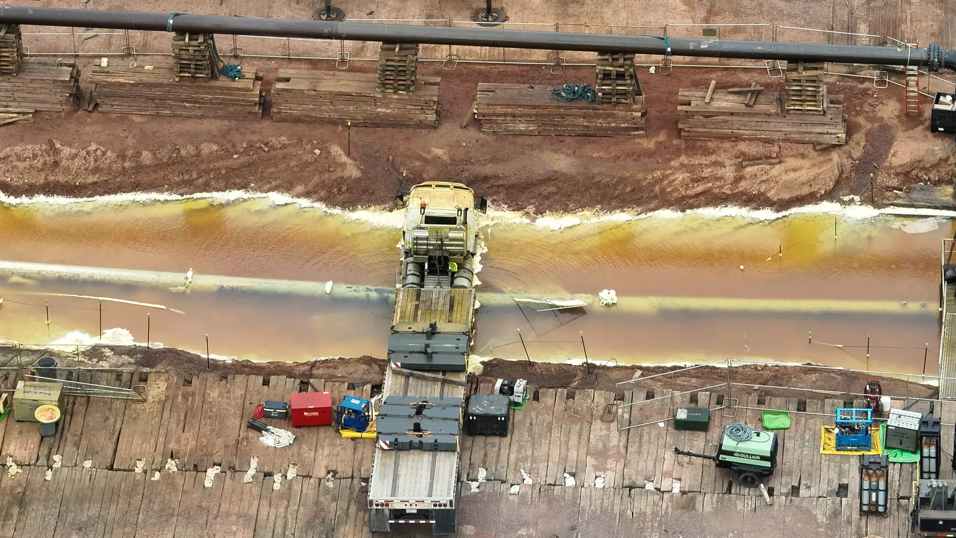 Enbridge temporarily halts Line 5 reroute work after gas leak