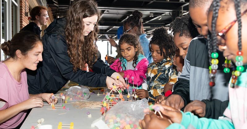 More Wisconsin kids involved in afterschool STEM but gaps remain