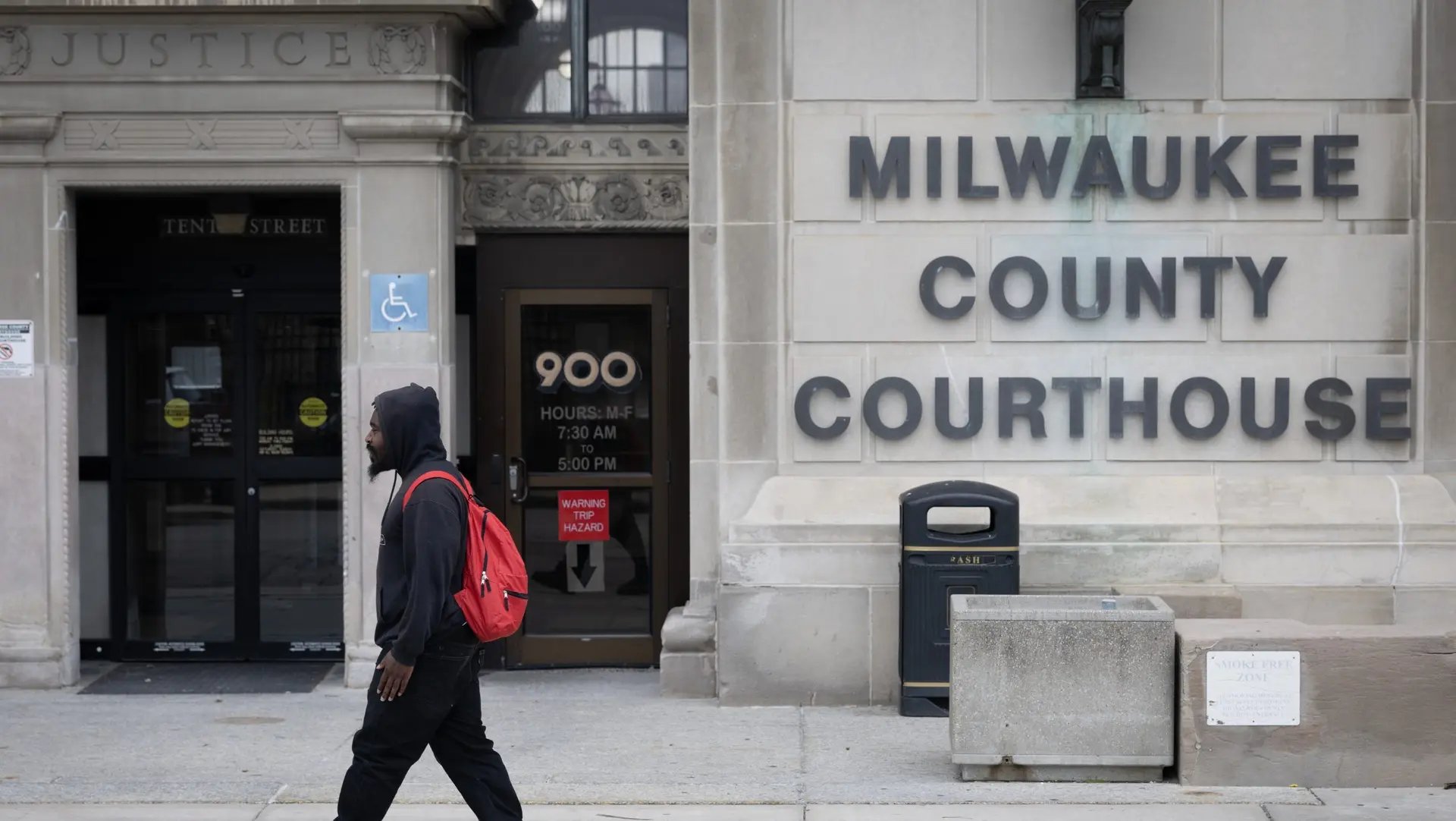 Milwaukee homicide defendants intimidating witnesses and victims from jail through tablets, local judge says