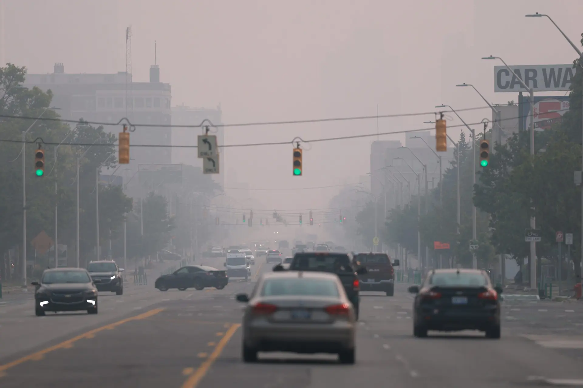 Wildfire smoke is now the primary pollutant affecting pregnancy, study shows