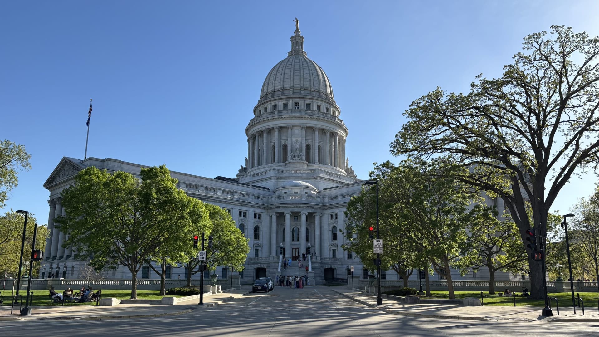 Sen. Hesselbein Calls on Magadance Skinner to Drop Senate Bid
