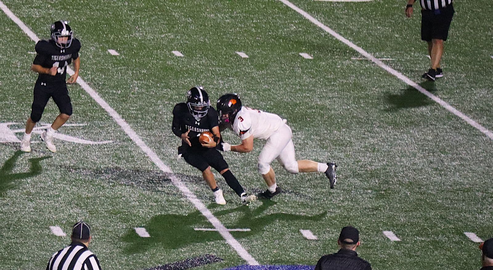 Local high school football teams see success in early games