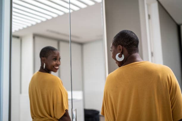 When A Photograph Becomes a Mirror