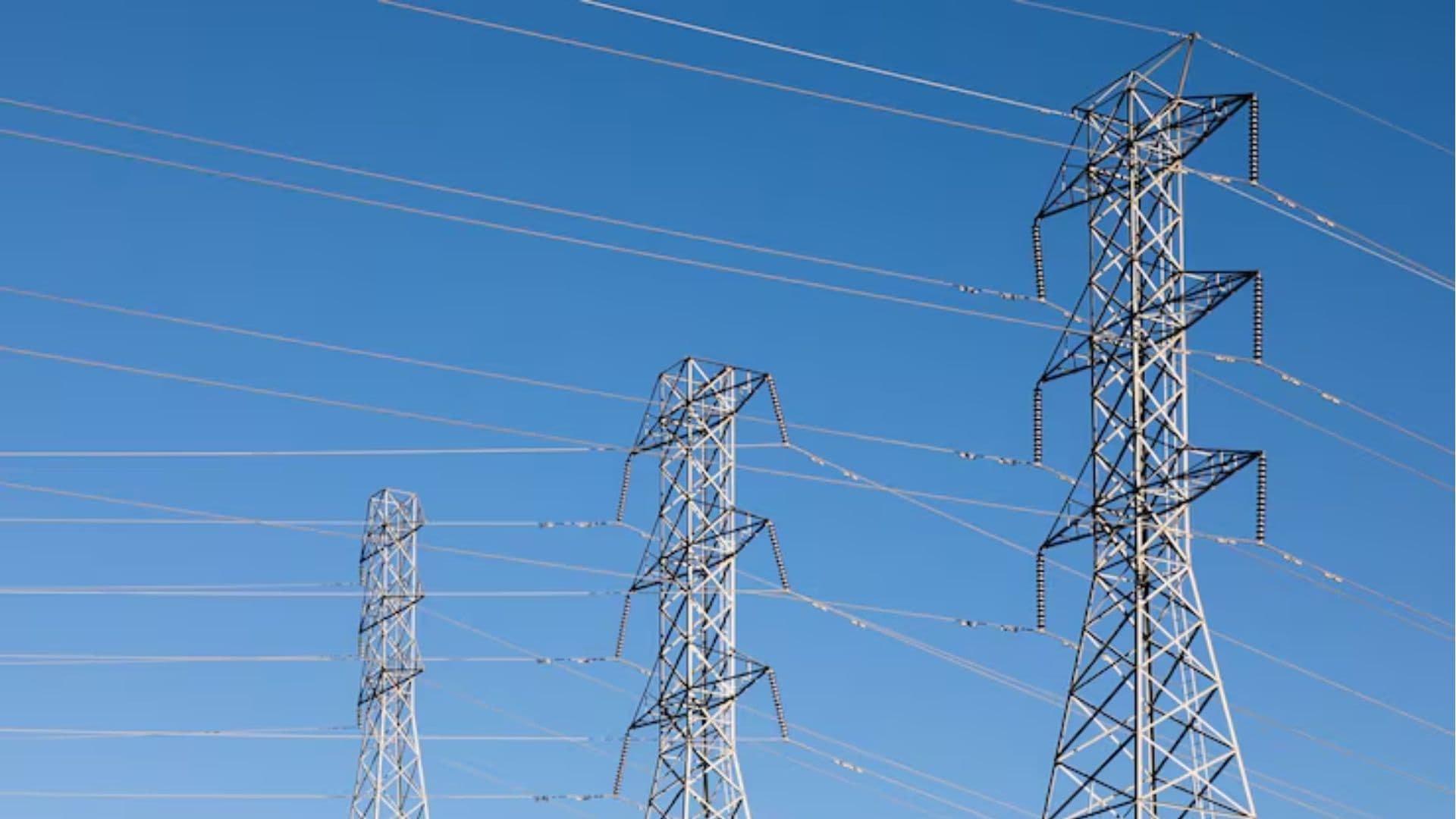 Midcontinent Grid Solutions will host “BECI 765-kV” open houses, the first to held in Richland Center, then onto Baraboo